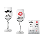 Wine glass with Kiss and Moustache decor for ca. 430 ml
