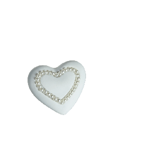 White polyresin heart with pearl deco