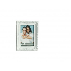 White plastic Photo Frame 10 x 15 cm